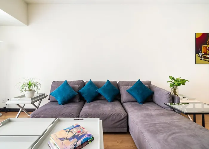 Cs302 - 3br - 3bth Apartamento